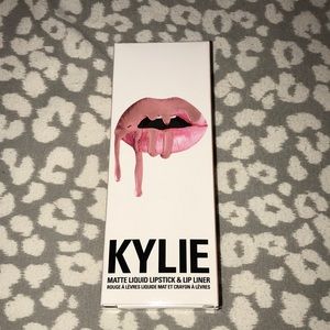 Kylie cosmetics “Koko” Lip kit